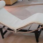 Le Corbusier Chaise Lounge-A61202