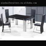 2013 made in china rectangular modern tempered glass dining table set