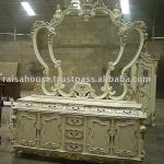 Angel dresser with mirror