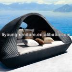 Arch Shape Patio Wicker Sun Bed LG-200591 LG-200591