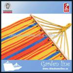 HAM00002 brazillian canvas beach hammock with wood bar HAM00002