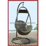 outdoor rattan hanging lounge furniture/PE wicker sun lounge swing chair AY-S3010