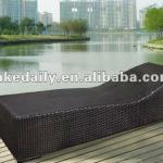 Wicker sun lounger RCS-005 RCS-005